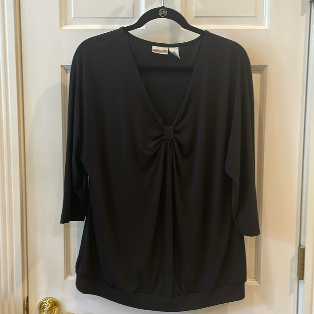 Chico’s Black Size 2 ( 10/12) V-Neck 3/4 sleeve Top.  Excellent Condition.